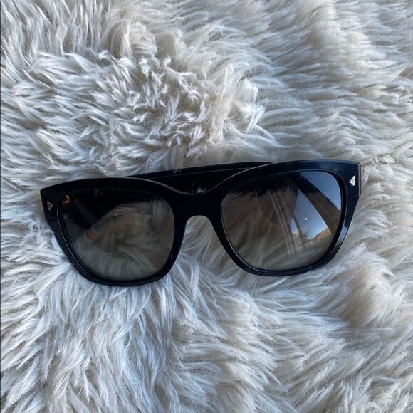 Prada Chic Black Sunglasses - Picture 1 of 6